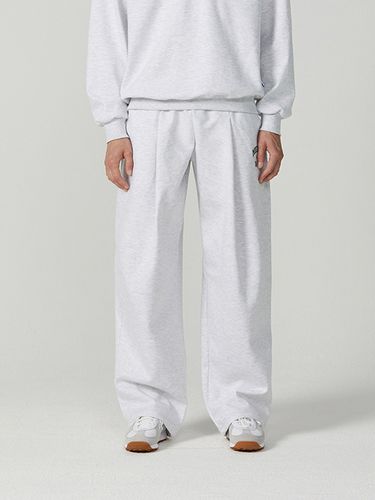 Pintuck Wide Sweatpants [White Melange] - mellurbane - Modalova