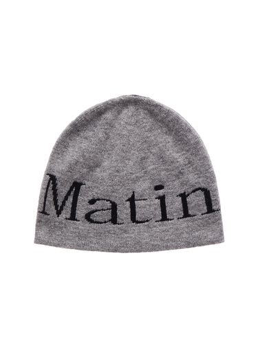 Logo Jacquard Short Beanie In Grey - Matin Kim - Modalova