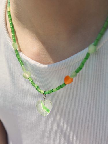 Sunny Green Necklace - FANTASTIC PLANET - Modalova