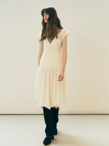 Tulip Dress - White - MAISONMARAIS - Modalova