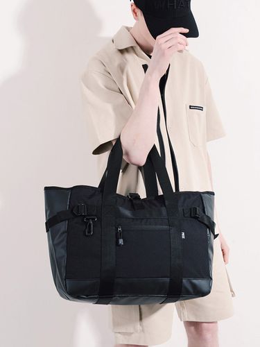 The Shadow Tech Tote Bag [Black] - PIECEMAKER - Modalova