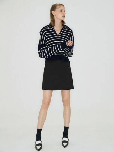 Stripe Slit Knit (Navy) - HAE BY HAEKIM - Modalova