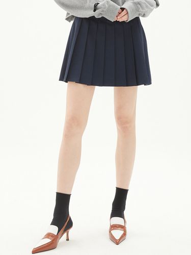 Shorts Pleated Skirt (Navy) - HAE BY HAEKIM - Modalova