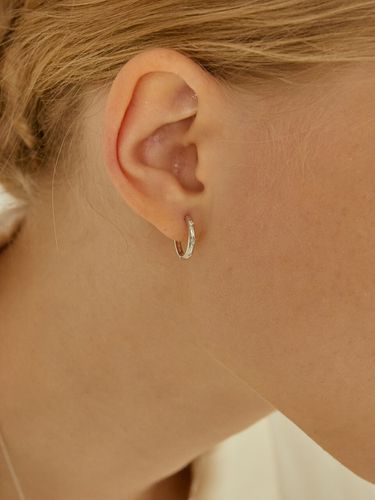 Slim Piece Star One-touch Ring Earrings #LS - LUNNE - Modalova