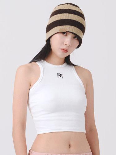 Official Sleeveless Top _ White - PIECEMAKER - Modalova