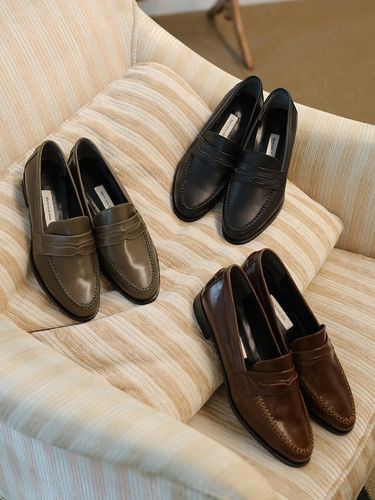 Beans Leather Loafers (3 Colors) - Marie mon dieu - Modalova