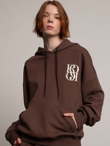 Classic Symbol Hoodie [Brown] - ROCCI ROCCI - Modalova