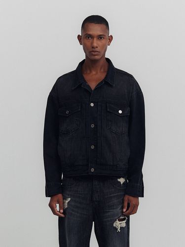 Washed Denim Jacket (Black) - Lagrange - Modalova