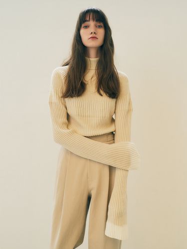 Parade Turtle-Neck Knit Top - MAISONMARAIS - Modalova