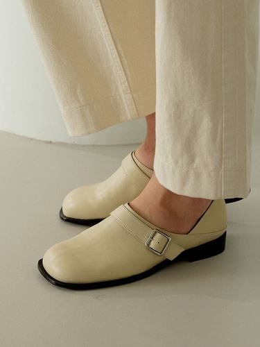 Rowi Loafer_2 Colors - Byeuuns - Modalova