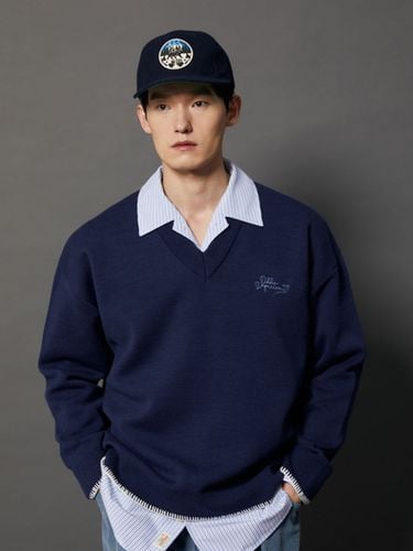 Embroidered V-Neck Sweater_Navy - ODD DEPARTMENT - Modalova