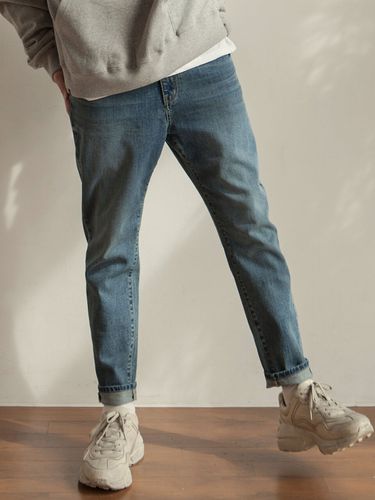 Tapered Fit Denim Pants _ Blue - HALBKREIS LAYOUT - Modalova