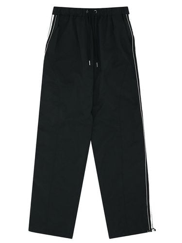 Tracking Pants _ Black - ORDINARY PEOPLE - Modalova