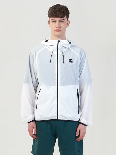 Signature Woven Stretch Hooded Jacket / - GOALSTUDIO - Modalova