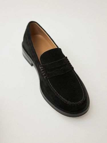 Vintage Penny Loafer_Suede Black - FACADE PATTERN - Modalova