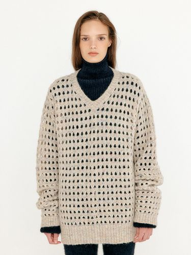 VNET V-Neck Net Knit Sweater - EENK - Modalova