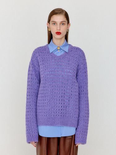 VNET V-Neck Net Knit Sweater - EENK - Modalova