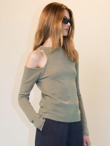 Open Shoulder Knit Top_Khaki - Enor - Modalova