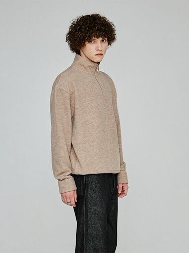 Mild Half Zip-Up T-Shirt_Beige - THE KNIT COMPANY - Modalova