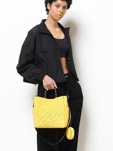 Andy Bucket Bag L Neon Yellow - FLUHA - Modalova