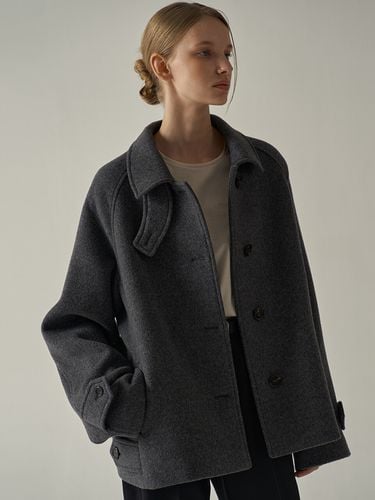 Cashmere Half Coat_Charcoal - FACADE PATTERN - Modalova