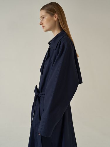 Minimal Trench Coat_Navy - FACADE PATTERN - Modalova