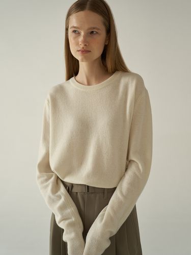 Cashmere Round Knit Top - FACADE PATTERN - Modalova