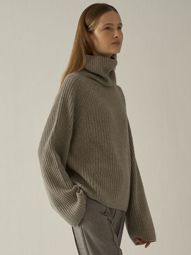 Cashmere Turtleneck Knit Top_Ash Gray - FACADE PATTERN - Modalova