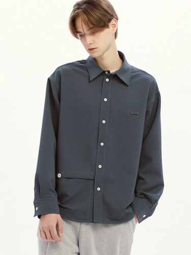 Flap Shirt _ Charcoal - karactor - Modalova