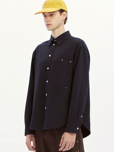 Handy Shirt _ Deep Navy - karactor - Modalova