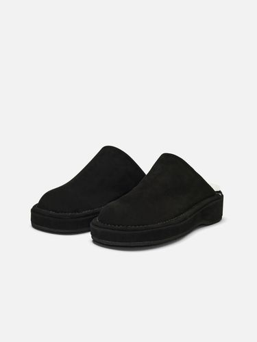 Hoof Clogs Suede Black - ROH SEOUL - Modalova