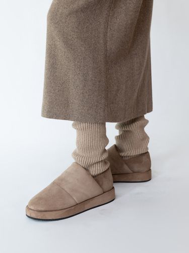 Padding Sneakers Knitted Beige - ROH SEOUL - Modalova