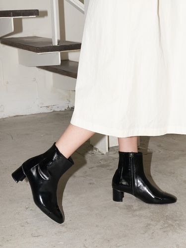 Charlotte Ankle Boots Black - blanc sur blanc - Modalova