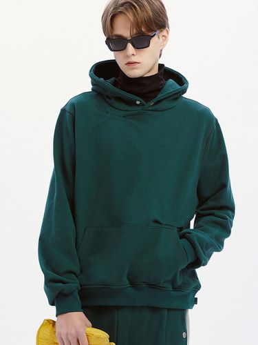 Carve Hoodie [Green] - karactor - Modalova