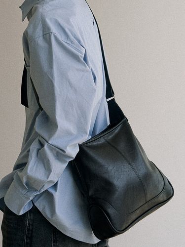 Shell Leather Day Bag [Black] - Millo Archive - Modalova