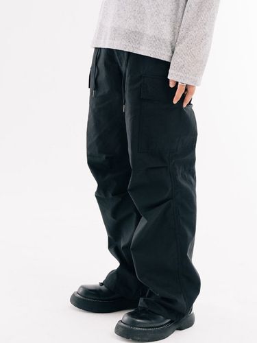 Ripstop Cargo Pants (Black) - VASTIC - Modalova