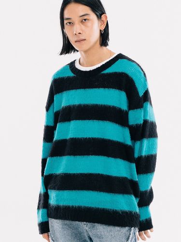 Brush Striped Knit (Black/Mint) - VASTIC - Modalova