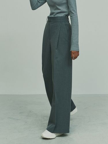 Colors Pleated Wide Leg Trousers () - RE RHEE - Modalova