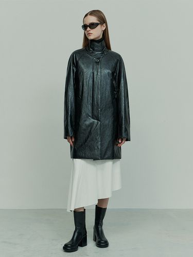 Vegan Leather Funnel Neck Coat - RE RHEE - Modalova