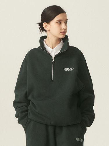 Logo Half Zip-Up Sweatshirt_Green - ODD STUDIO - Modalova