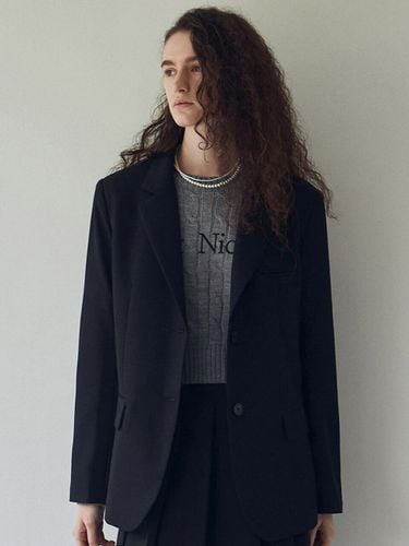 Essential Two Button Jacket (Black) - NICK&NICOLE - Modalova