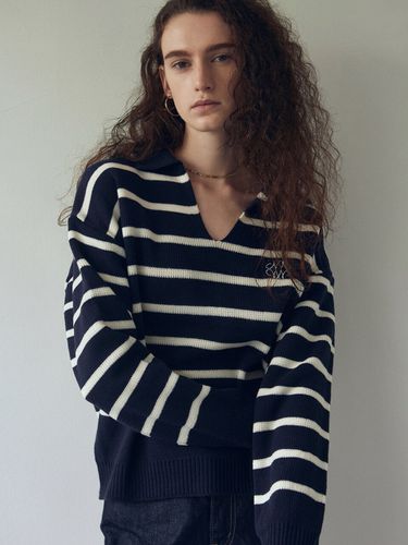 Nicole Open Collar Stripe Knit () - NICK&NICOLE - Modalova