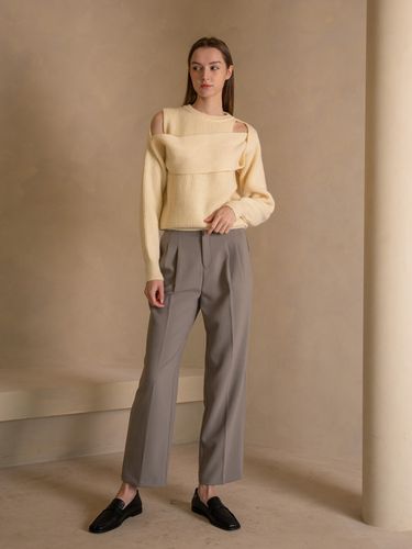 WED Field Relaxed Fit Two-tuck Trousers () - We’Dee - Modalova