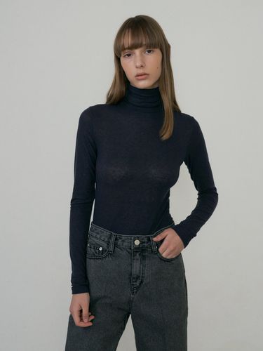 Tencel Turtleneck T-shirt_Navy - octette - Modalova