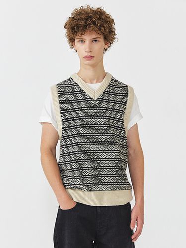 Soft Wool Fair Isle Knit Vest - EZIO - Modalova