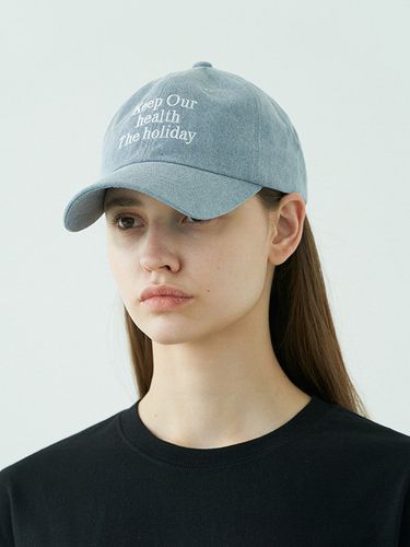 Holiday Signature Ball Cap _ - Millo Archive - Modalova