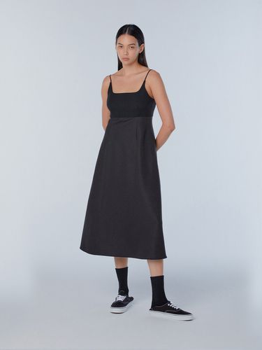 Line Flare Long Dress - Black - INSTANTFUNK - Modalova