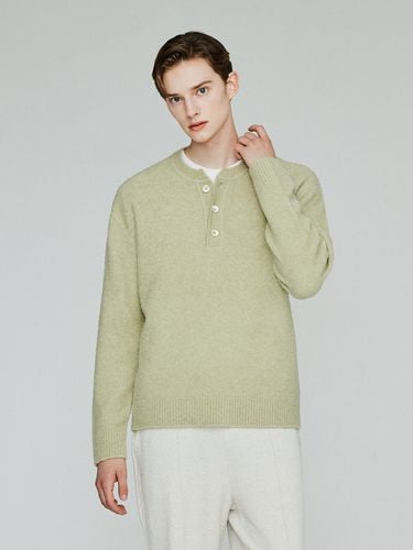 Boucle Henley Neck Knit _ - THE KNIT COMPANY - Modalova