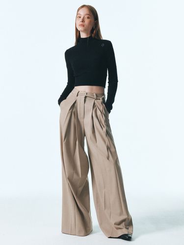 Pleated Wide Slacks_Beige - CITYBREEZE - Modalova