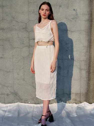 Lofty Pleated Chiffon Two Piece Dress - SORRY TOO MUCH LOVE - Modalova